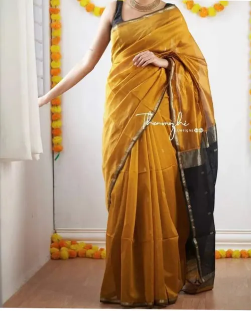 Maheshwari Silk Saree With Beautiful Weaving Design